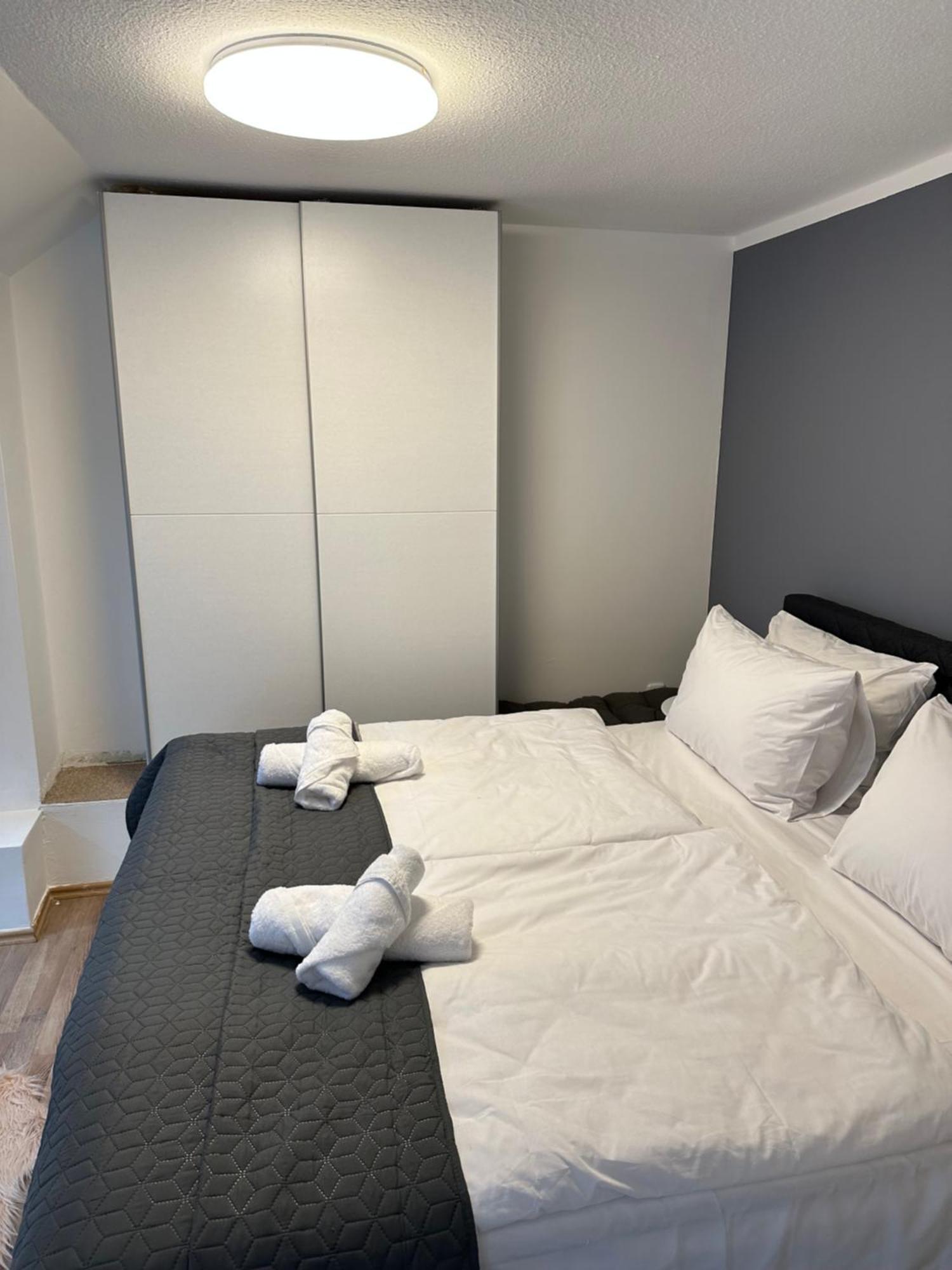 Ferienwohnung Bx 플라우엔 외부 사진
